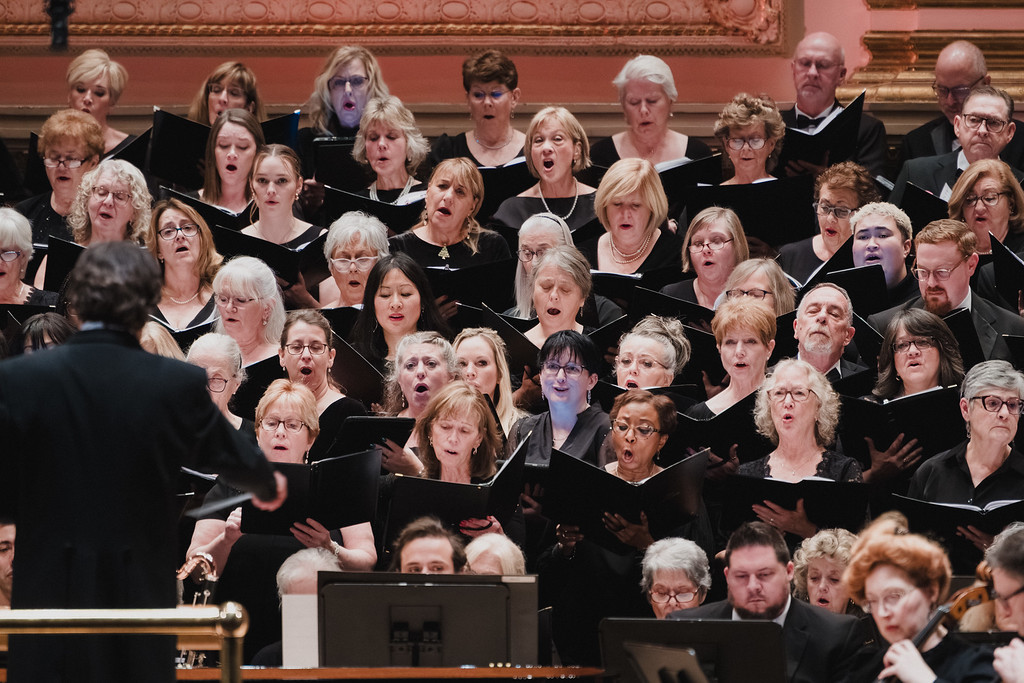Carnegie Hall Women singing